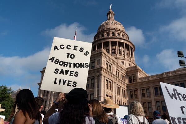 Texas abortion law is temporarily halted by a judge