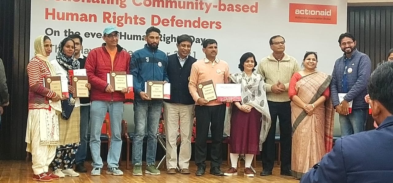 Community-based human rights defenders felicitated on Human Rights Day