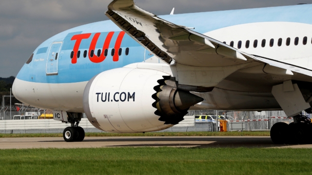 As holiday bookings soar, Tui warns against last-minute discounts