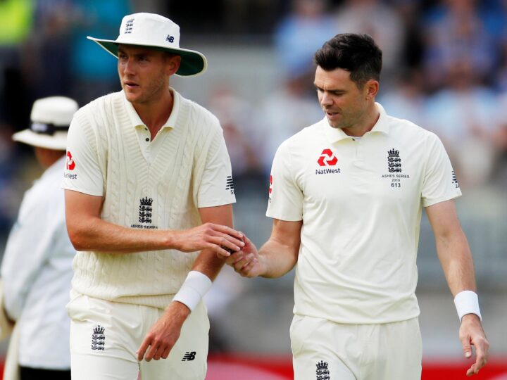 England has recalled James Anderson and Stuart Broad for the New Zealand Tests.