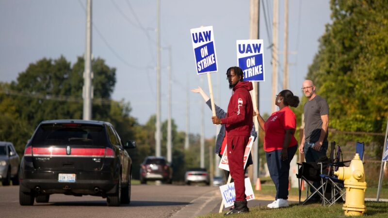 UAW Strike at Ford and GM Extends into the Third Week