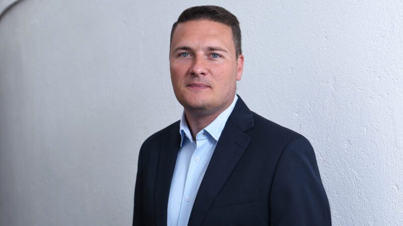 Wes Streeting Calls for NHS Modernization to Prevent Financial Crisis