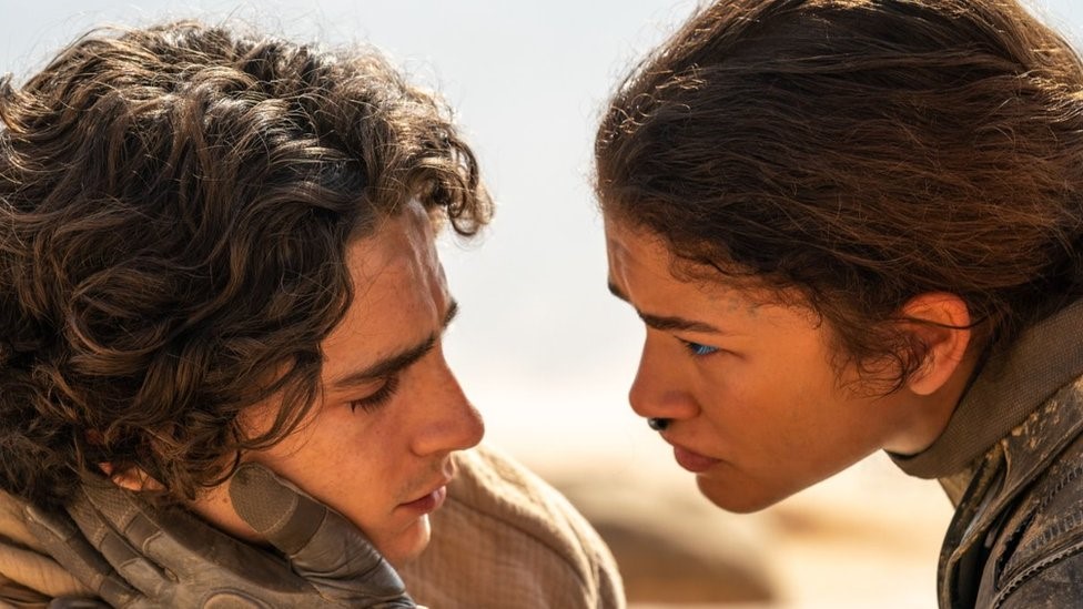 Critics applaud Dune Sequel as a sci-fi epic spectacle
