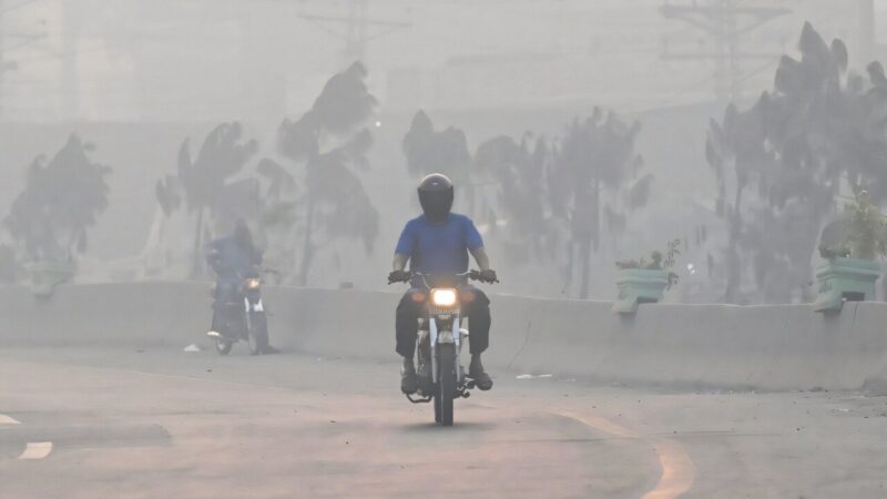 Schools in Lahore are shutting down as pollution reaches a record high