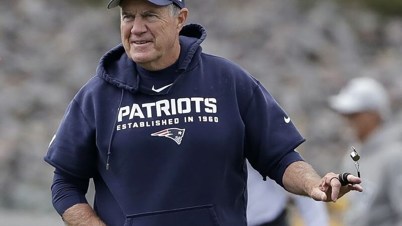 NFL legend Belichick makes his return to the game in a college role